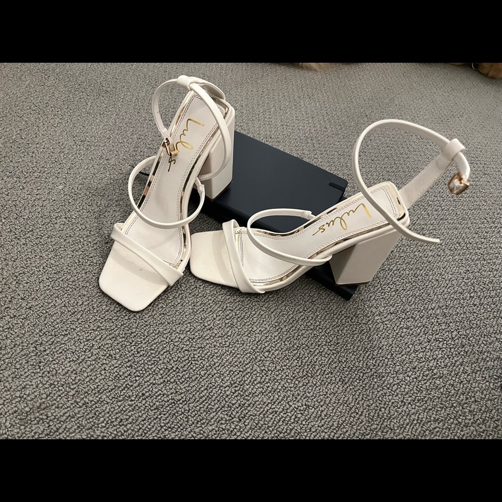 Two pairs of lulus block heals